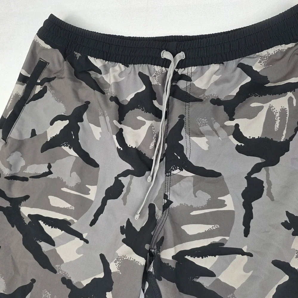 Freedom Industries Adapt Hybrid Shorts Mens‎ 2XL Camo Swim Trunks Boardshorts
